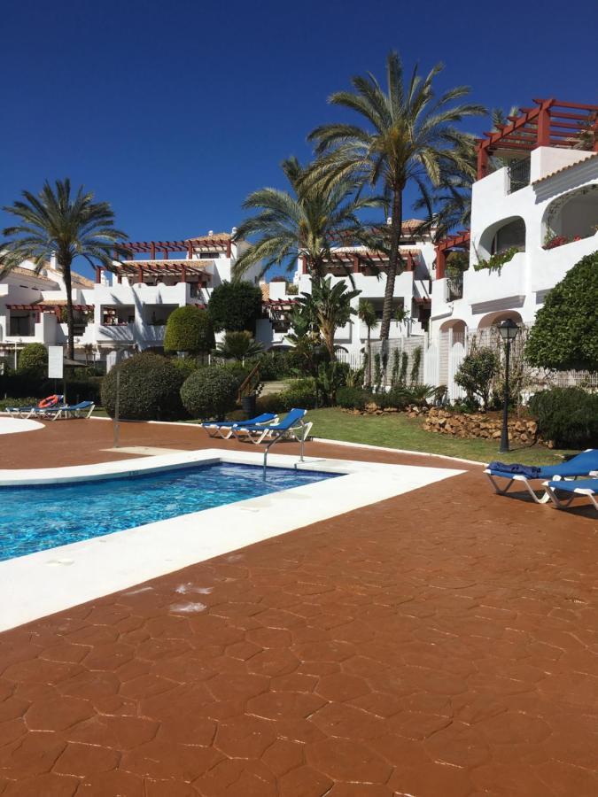 2 Bed Apartment In San Pedro Marbella Exterior foto